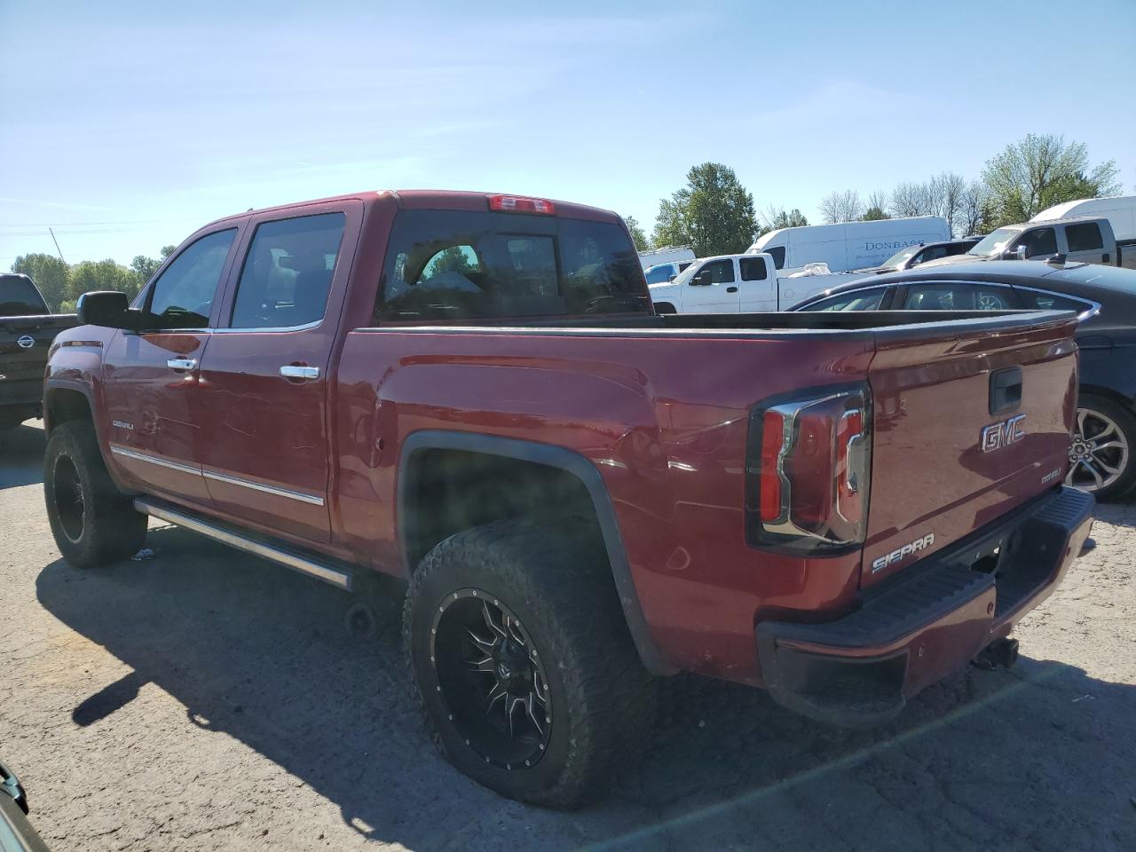 3GTU2PEC7JG245480 2018 GMC Sierra K1500 Denali