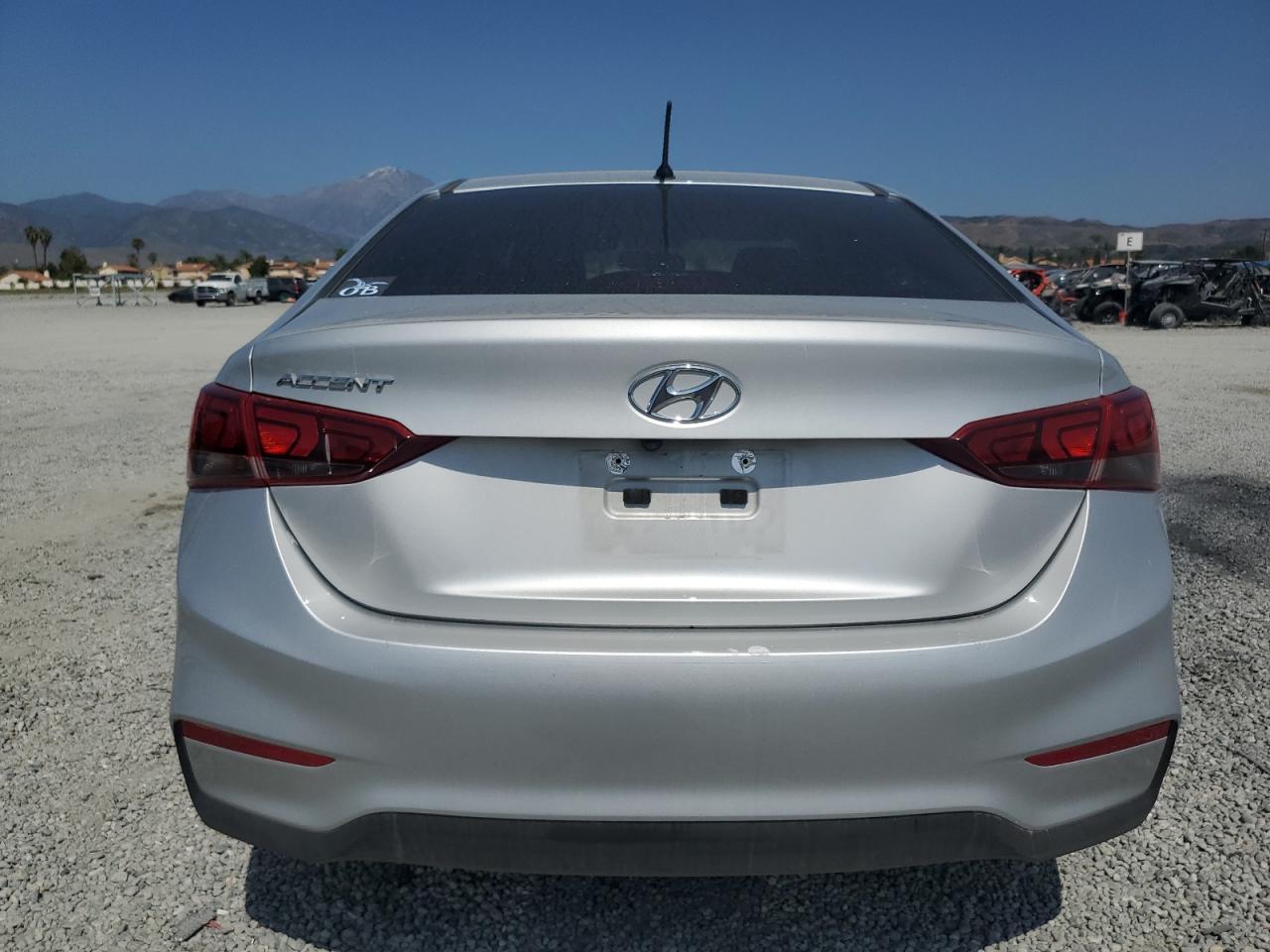 3KPC24A69LE123275 2020 Hyundai Accent Se