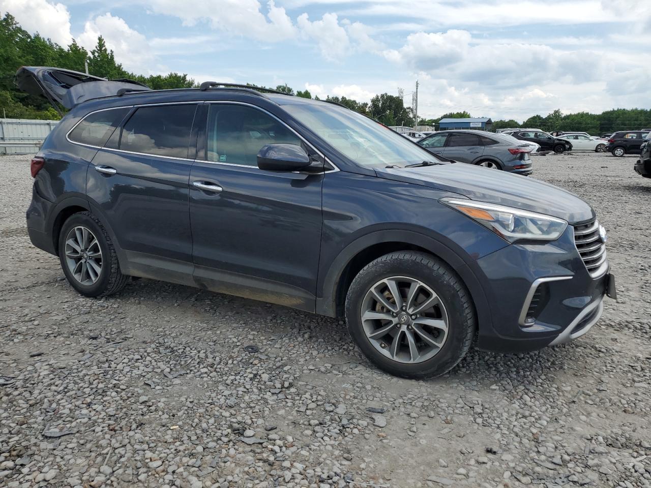 KM8SM4HF0KU304546 2019 Hyundai Santa Fe Xl Se