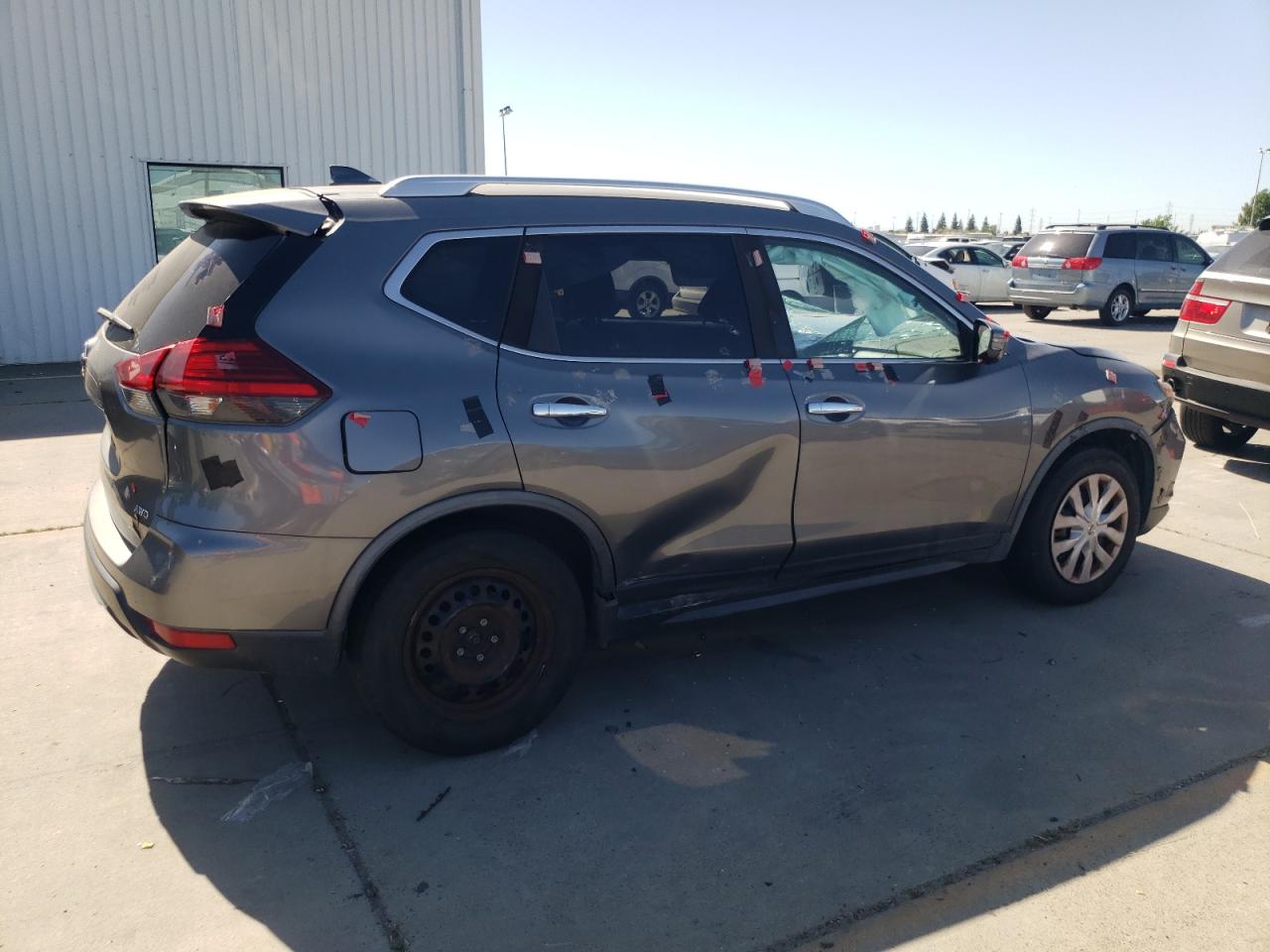 2017 Nissan Rogue S vin: JN8AT2MV5HW275762