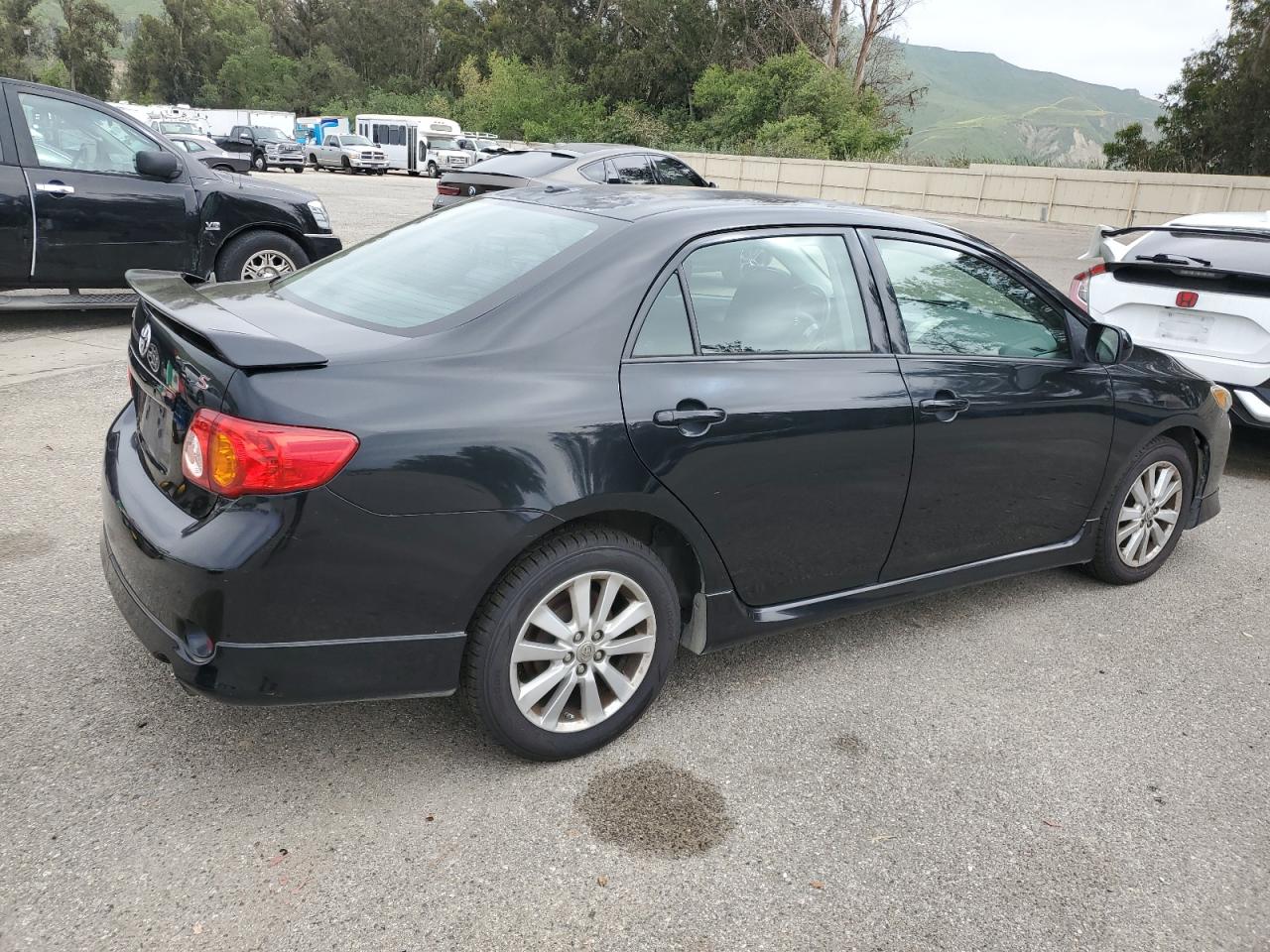 1NXBU4EE8AZ179032 2010 Toyota Corolla Base