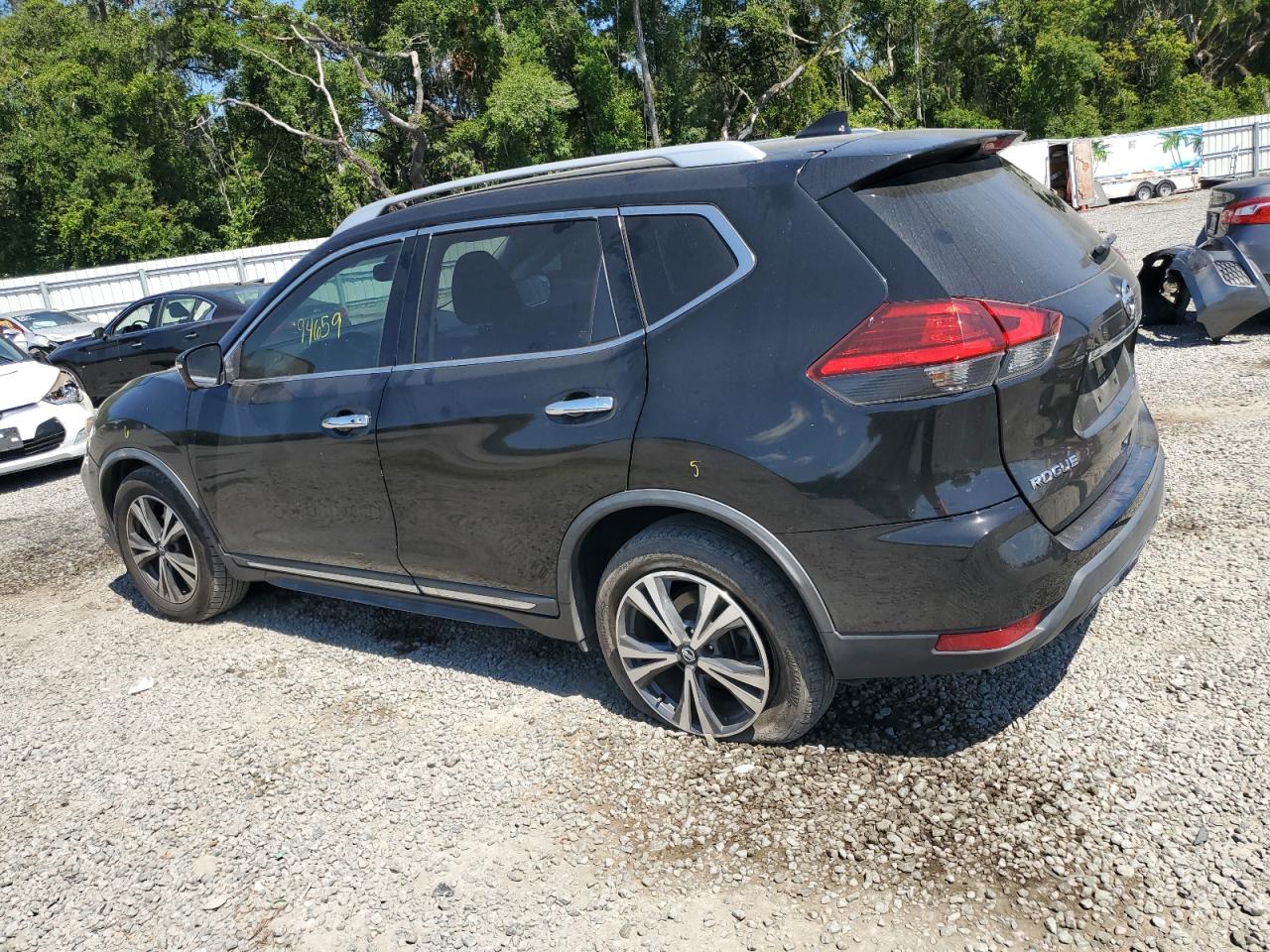 2017 Nissan Rogue S vin: JN8AT2MT4HW381635