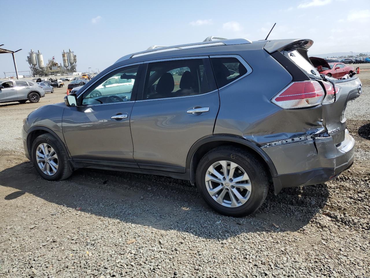 2015 Nissan Rogue S vin: KNMAT2MV3FP568742