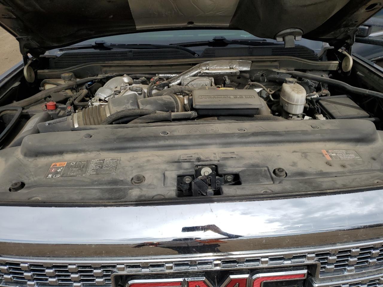 1GT12UEY2JF209985 2018 GMC Sierra K2500 Denali