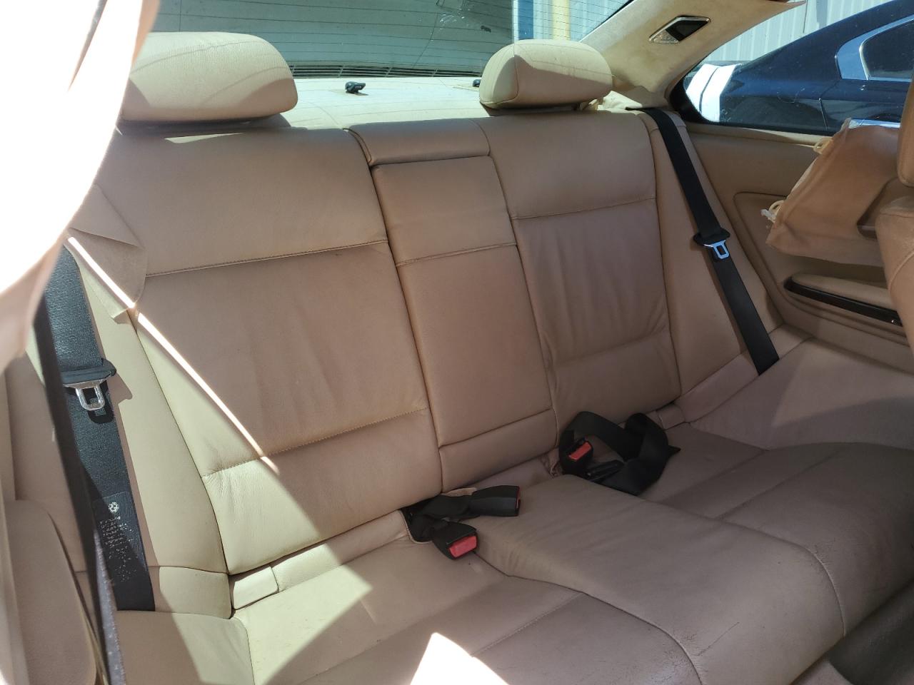 WBABN53481JU33936 2001 BMW 330 Ci