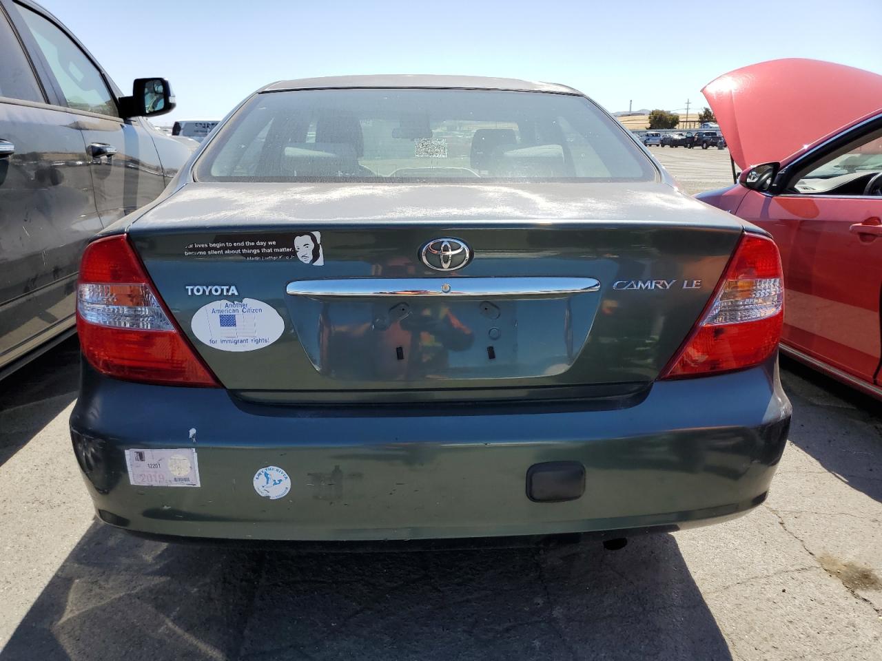 JTDBE32K520073782 2002 Toyota Camry Le