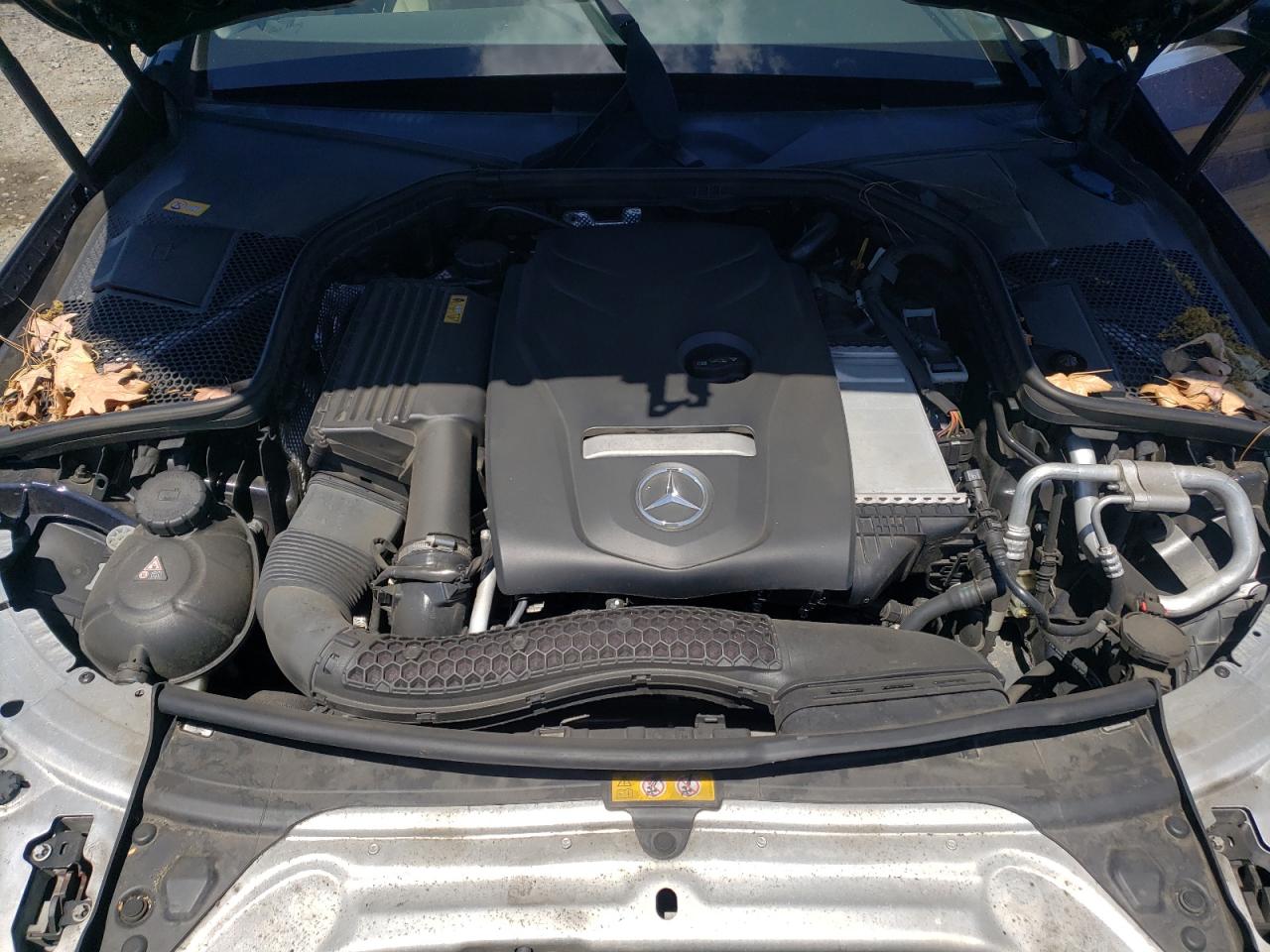 55SWF4JB0GU161586 2016 Mercedes-Benz C 300