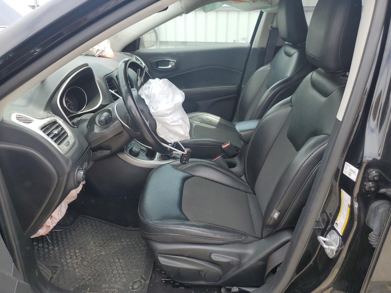 3C4NJDBB7KT839254 2019 Jeep Compass Latitude