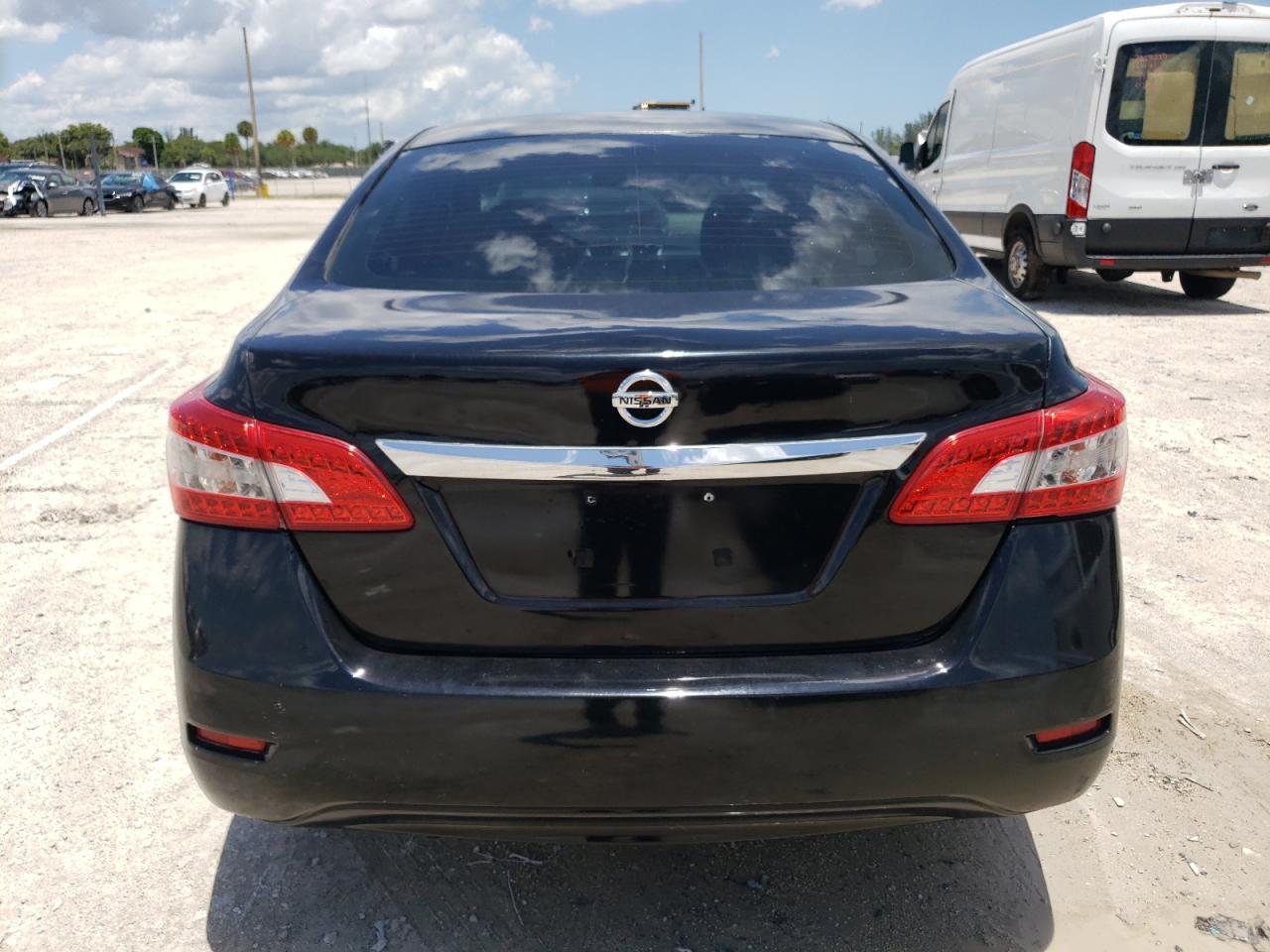 2015 Nissan Sentra S vin: 3N1AB7AP8FY280531