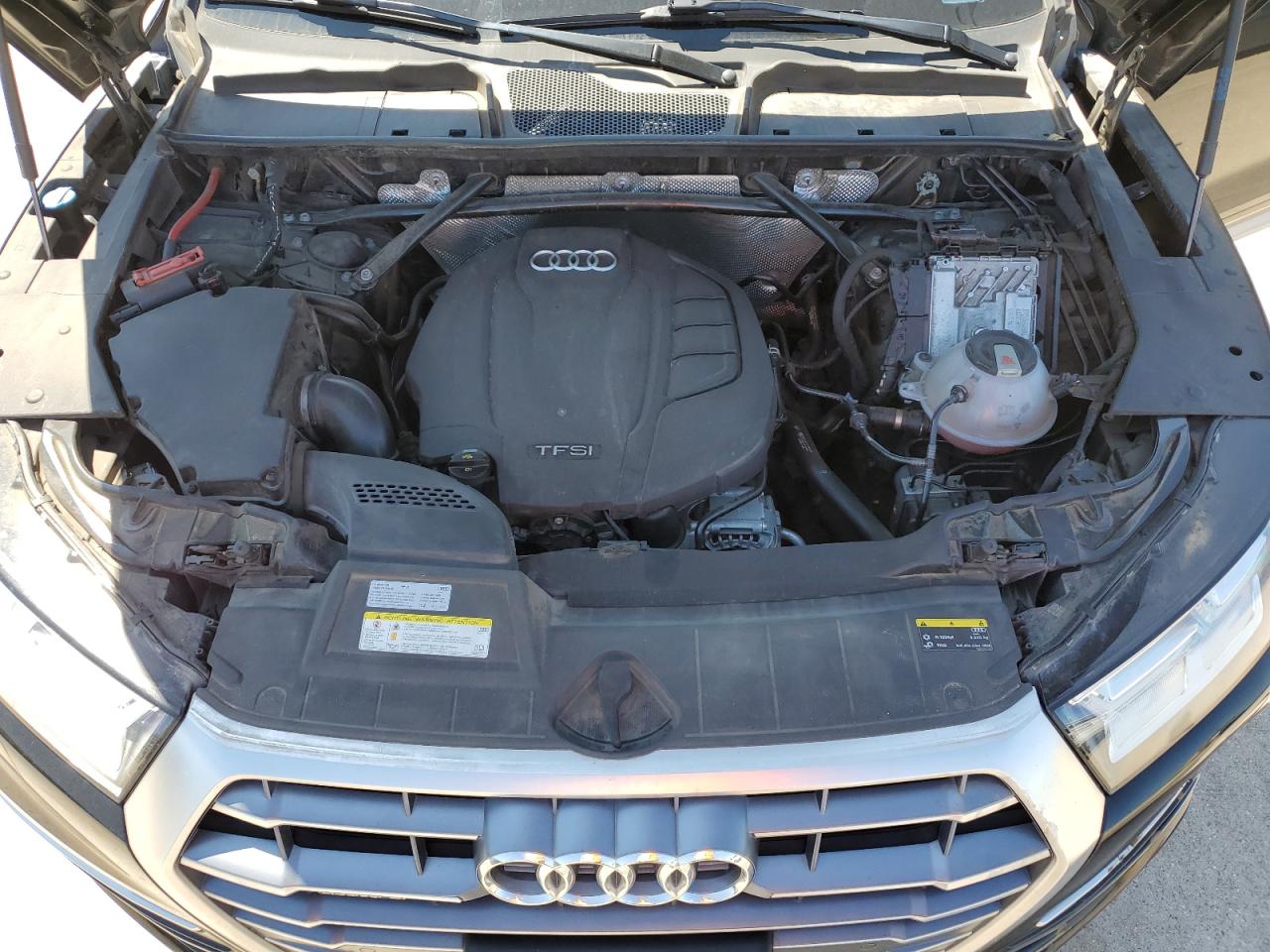 WA1BNAFY6J2208980 2018 Audi Q5 Premium Plus