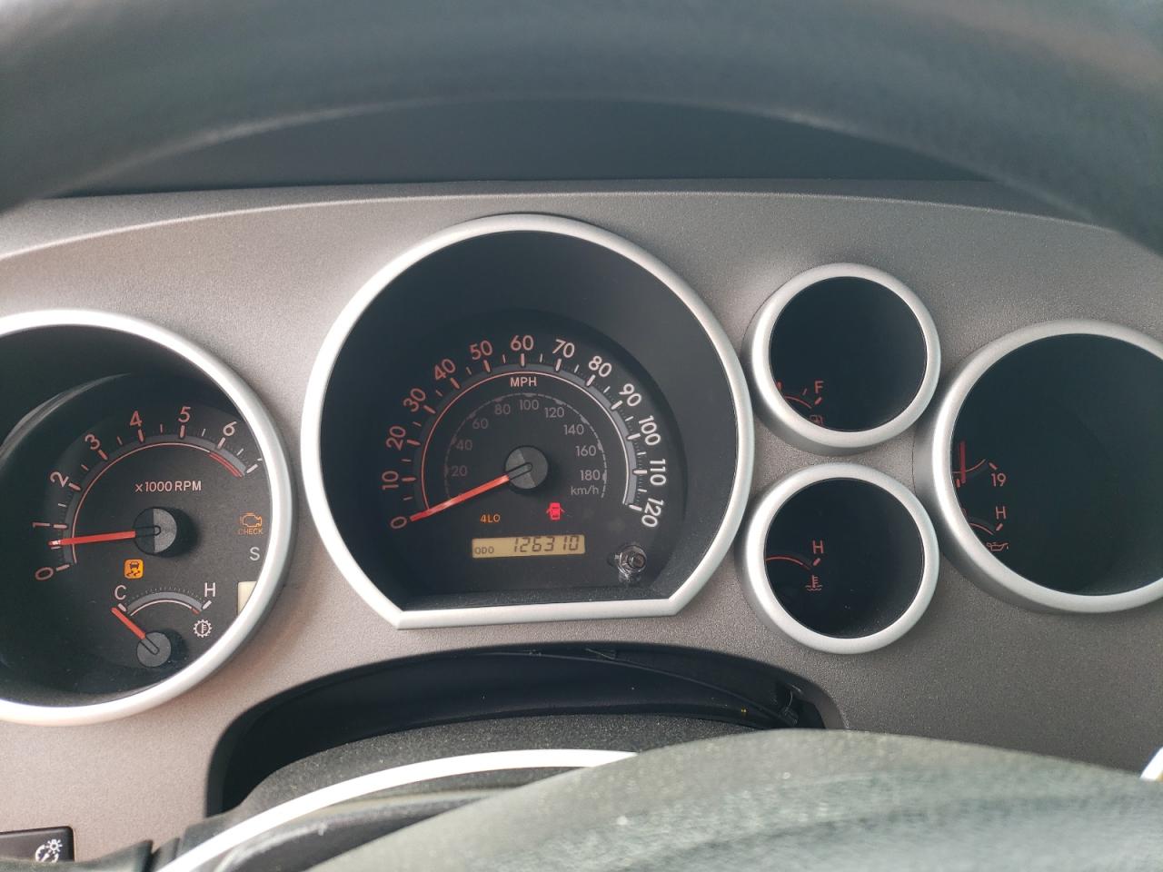 5TFDW5F15BX208754 2011 Toyota Tundra Crewmax Sr5