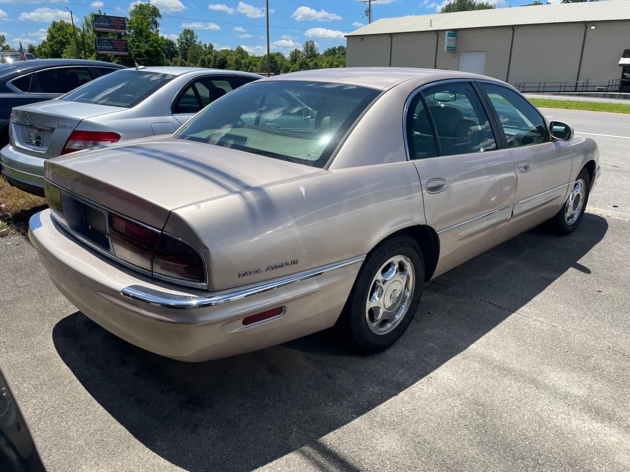 1G4CW52K2X4655220 1999 Buick Park Avenue