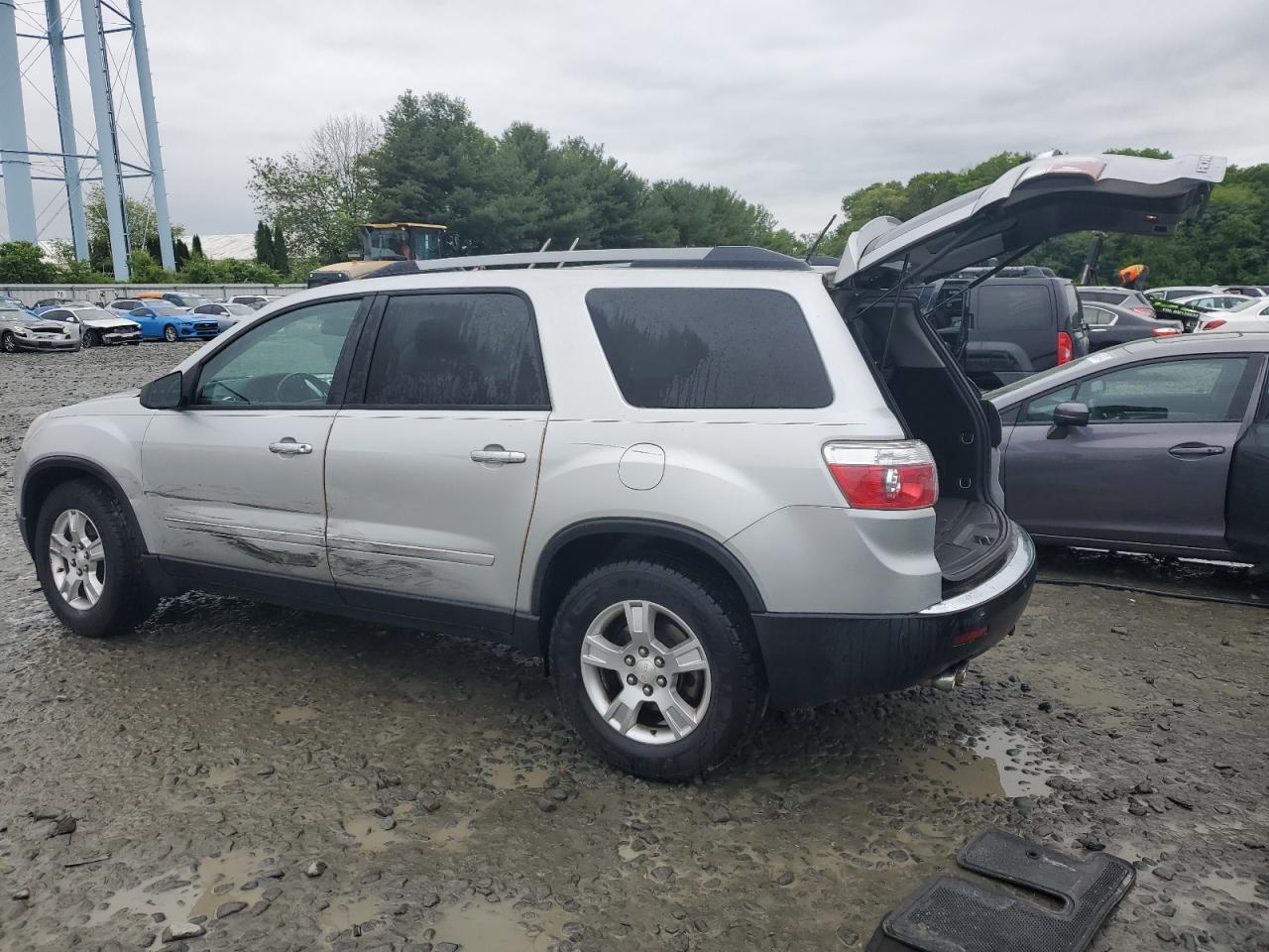 1GKKRPEDXBJ153375 2011 GMC Acadia Sle