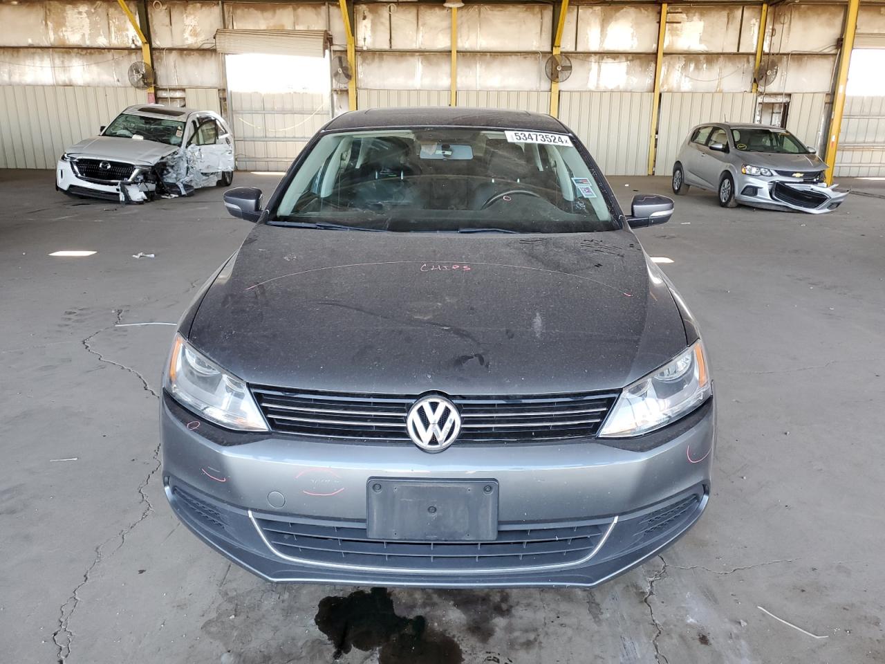 3VWDX7AJ5DM353458 2013 Volkswagen Jetta Se