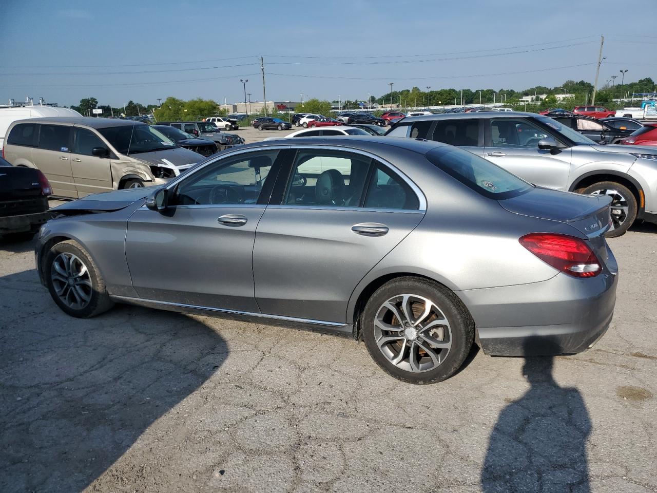 55SWF4JB5GU123352 2016 Mercedes-Benz C 300