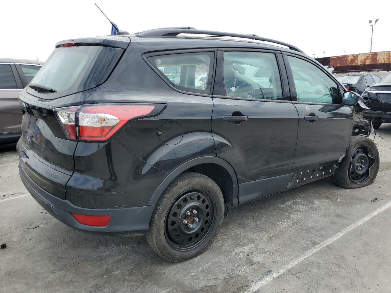 1FMCU0F71HUA61914 2017 Ford Escape S