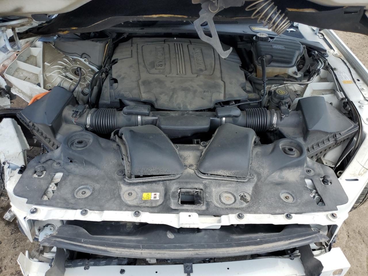 SAJWA2GB6BLV06266 2011 Jaguar Xjl