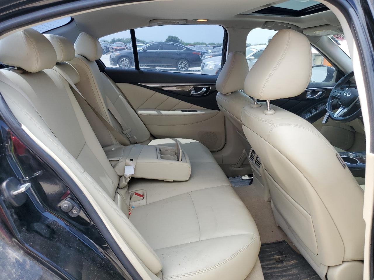 JN1EV7AP3JM350909 2018 Infiniti Q50 Luxe