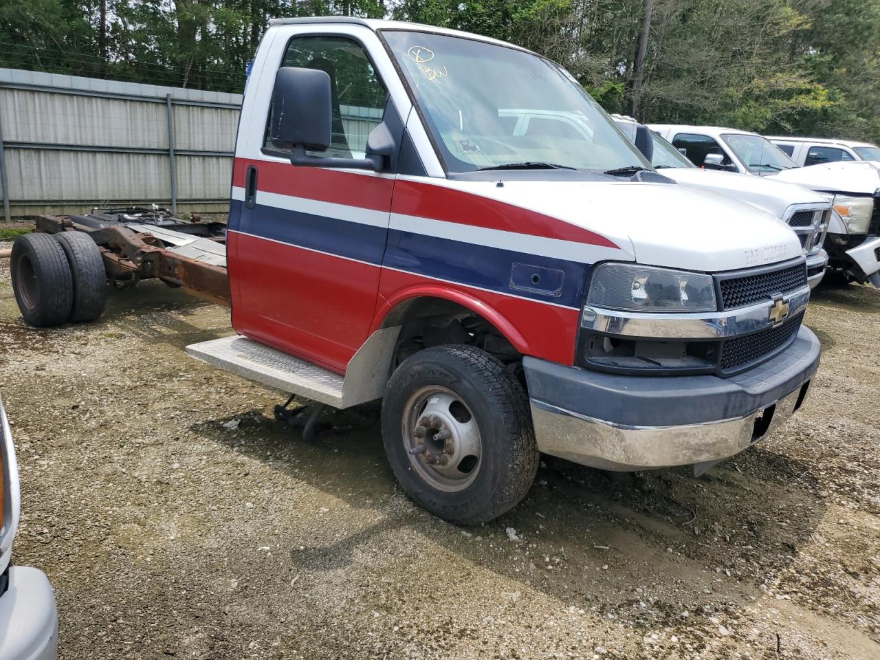 2015 Chevrolet Express G4500 vin: 1GB6G5CG5F1131556