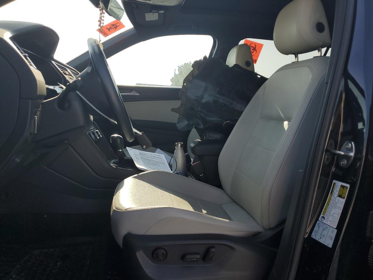 3VV2B7AX3KM060637 2019 Volkswagen Tiguan Se