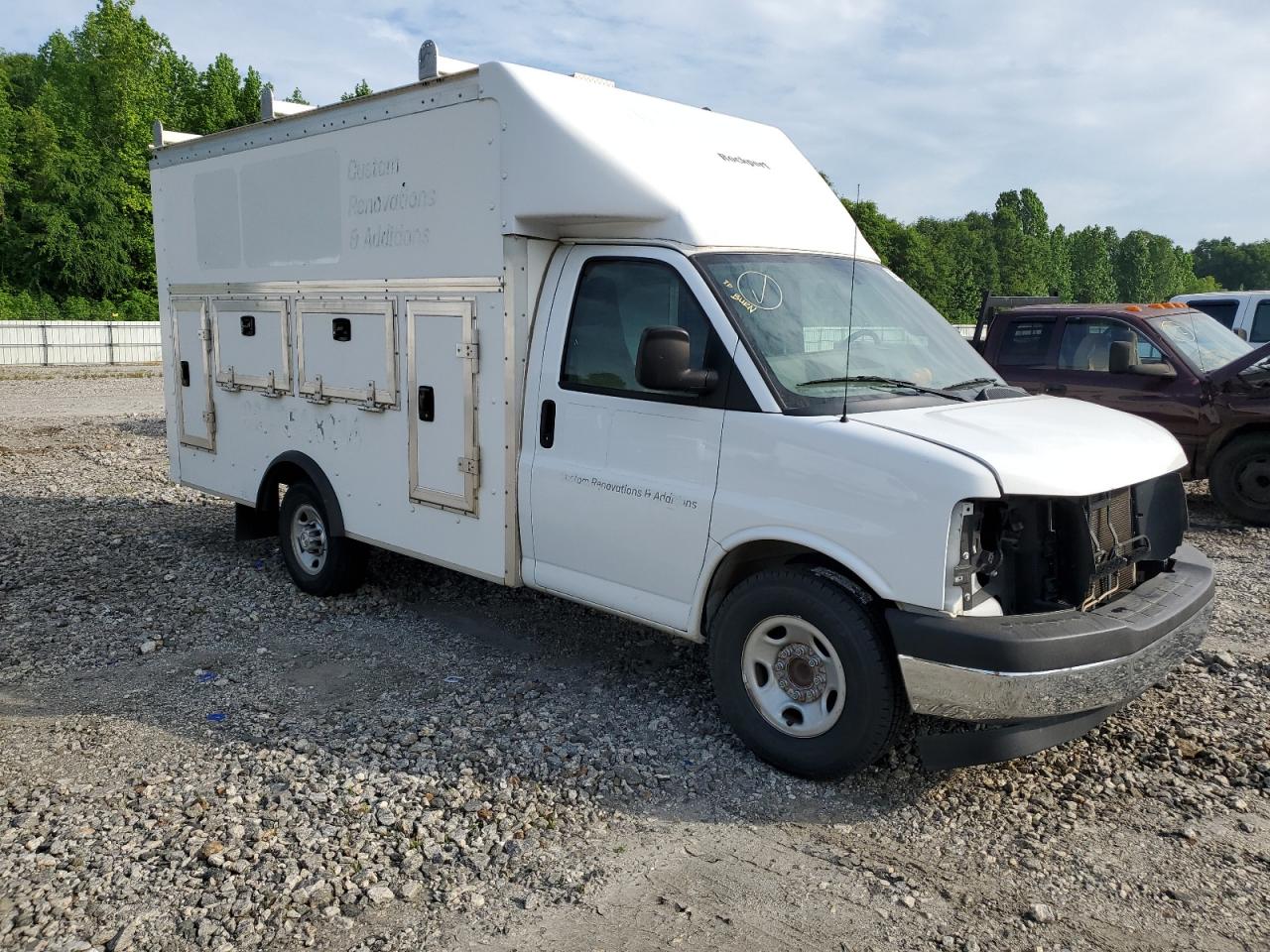 1GB0GRFG9J1252074 2018 Chevrolet Express G3500