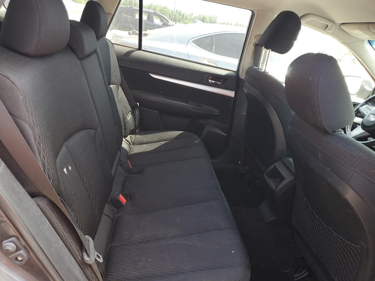 4S4BRBCC0A3345993 2010 Subaru Outback 2.5I Premium