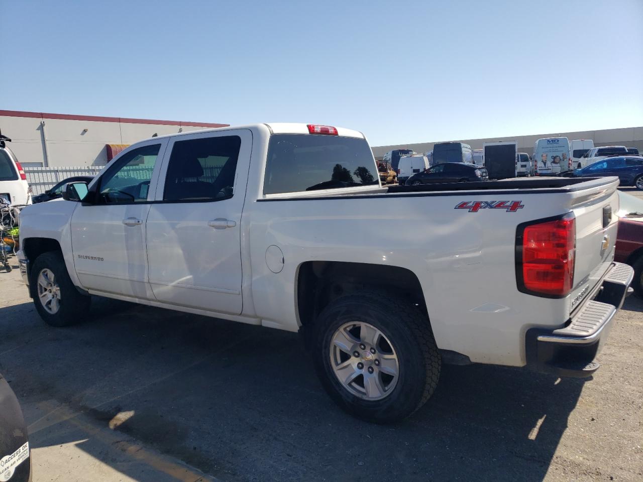 3GCUKREH3FG264381 2015 Chevrolet Silverado K1500 Lt