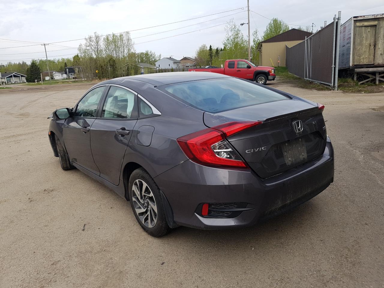 2HGFC2F68JH022190 2018 Honda Civic Lx