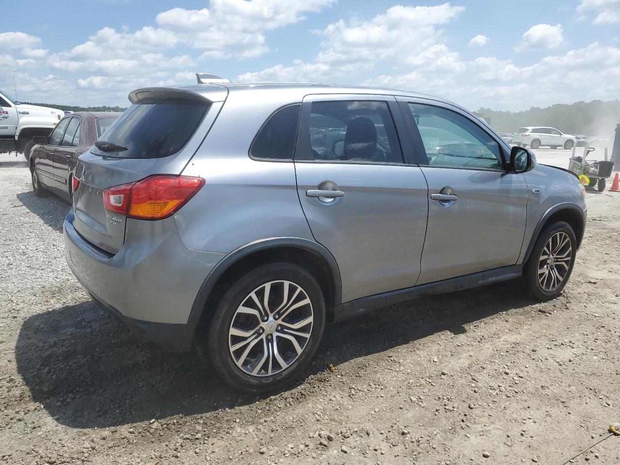 JA4AP3AU5HZ005134 2017 Mitsubishi Outlander Sport Es