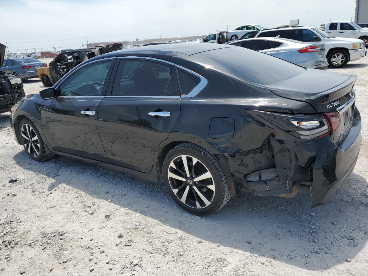 1N4AL3AP1JC137589 2018 Nissan Altima 2.5