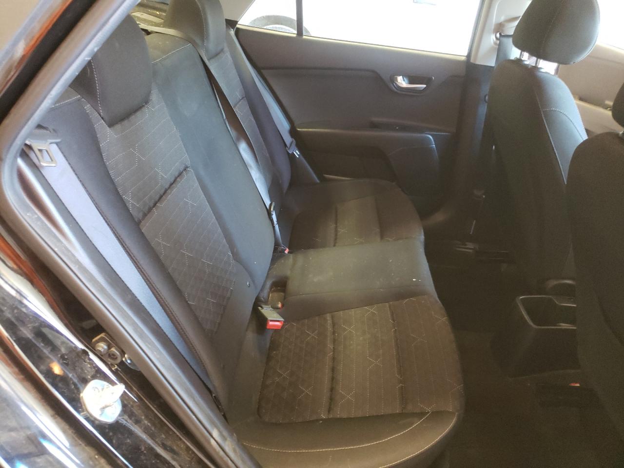 3KPA24AB9KE220172 2019 Kia Rio S