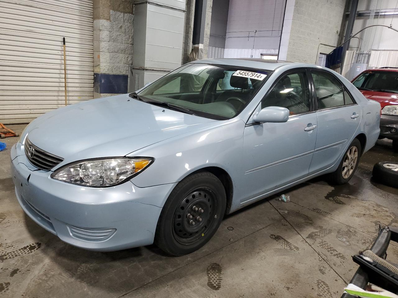 4T1BF30K75U594138 2005 Toyota Camry Le