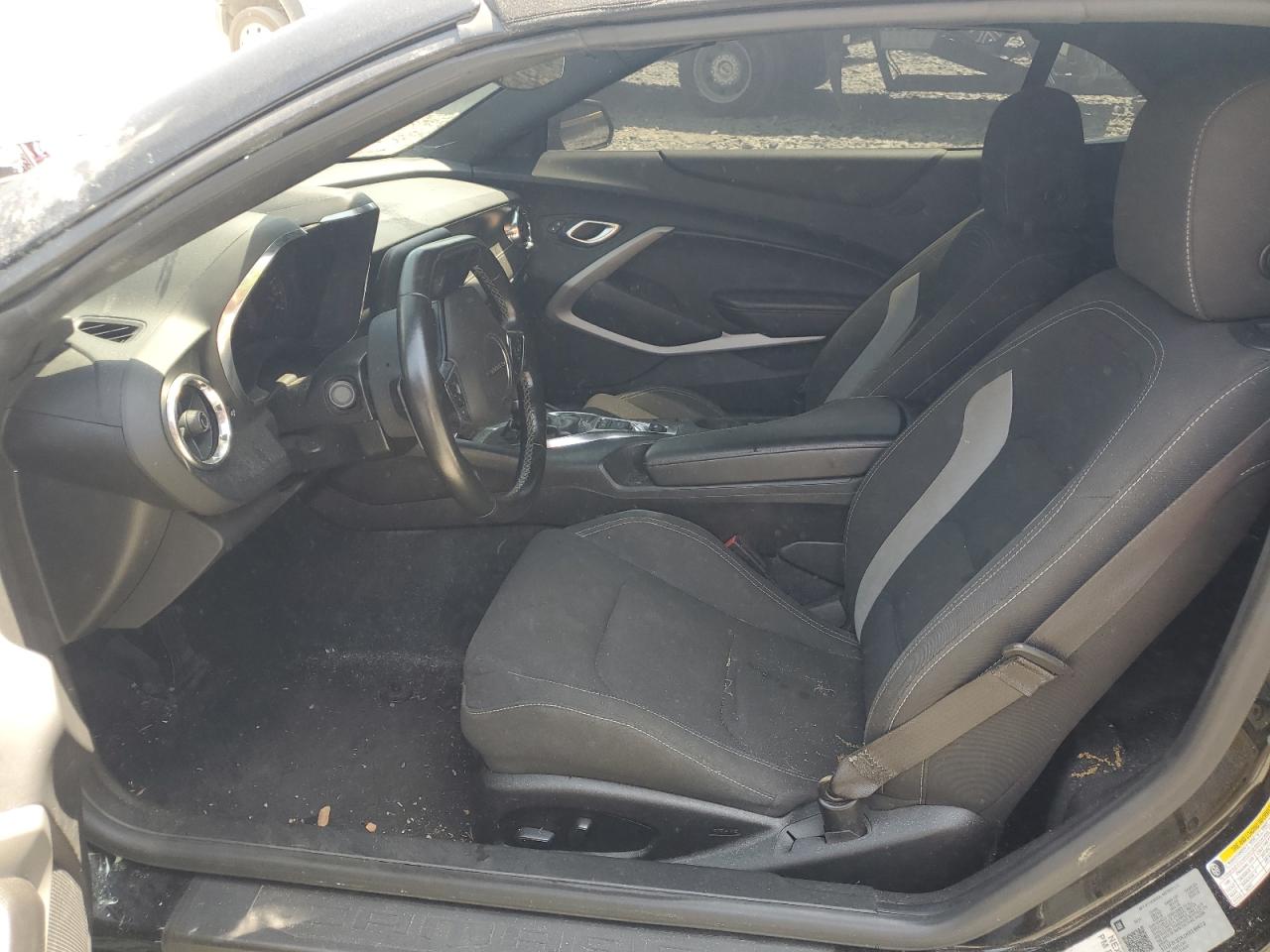 1G1FB3DX1K0149672 2019 Chevrolet Camaro Ls