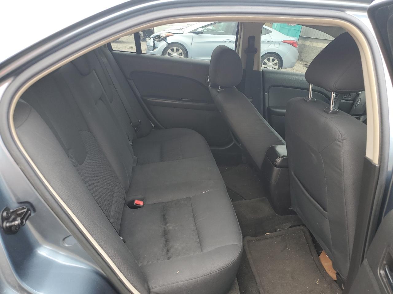 3FAHP0HA2CR431820 2012 Ford Fusion Se