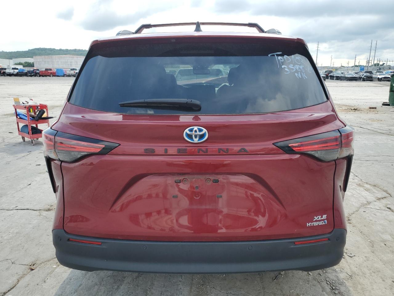 5TDYRKEC3NS132875 2022 Toyota Sienna Xle