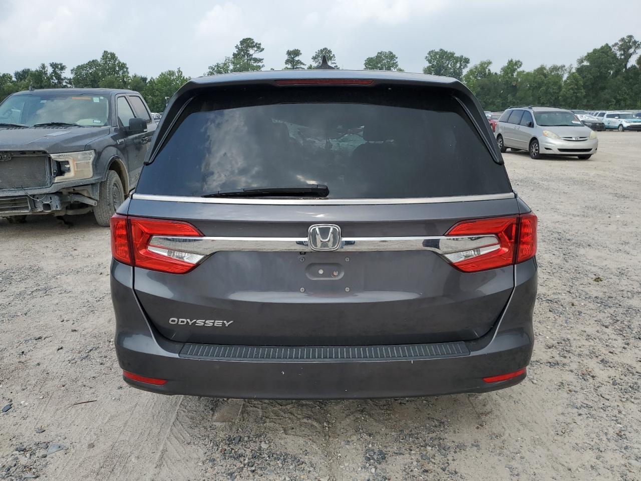 2018 Honda Odyssey Exl vin: 5FNRL6H79JB022133