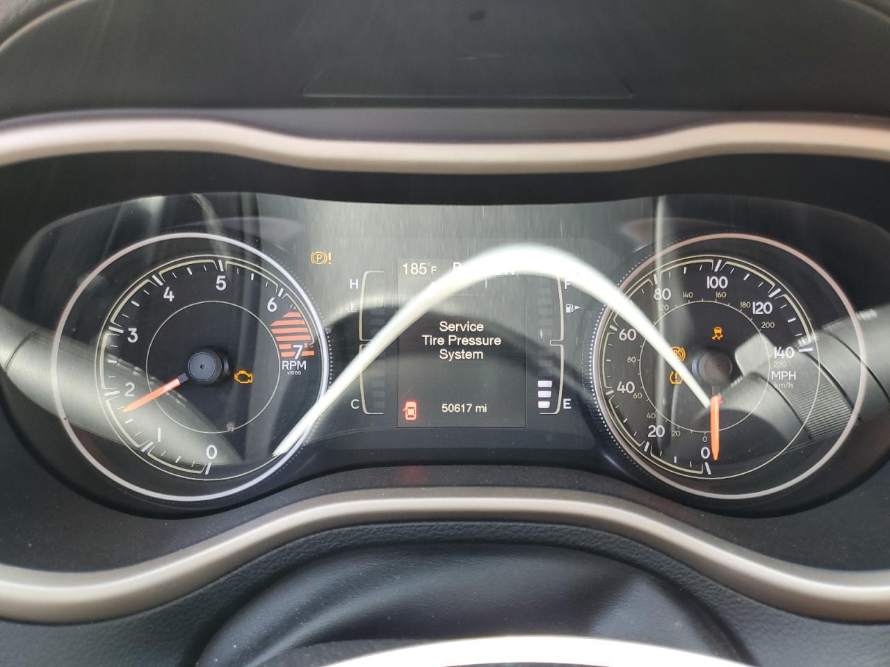 1C4PJLCB8JD620390 2018 Jeep Cherokee Latitude