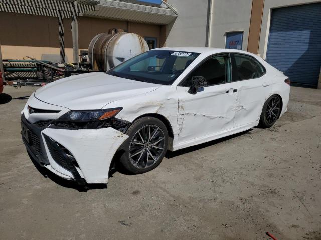 VIN 4T1G11AK4NU706076 2022 Toyota Camry, SE no.1