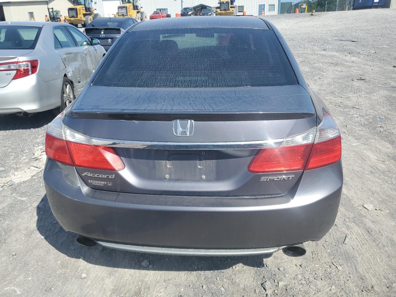 1HGCR2F5XFA247807 2015 Honda Accord Sport