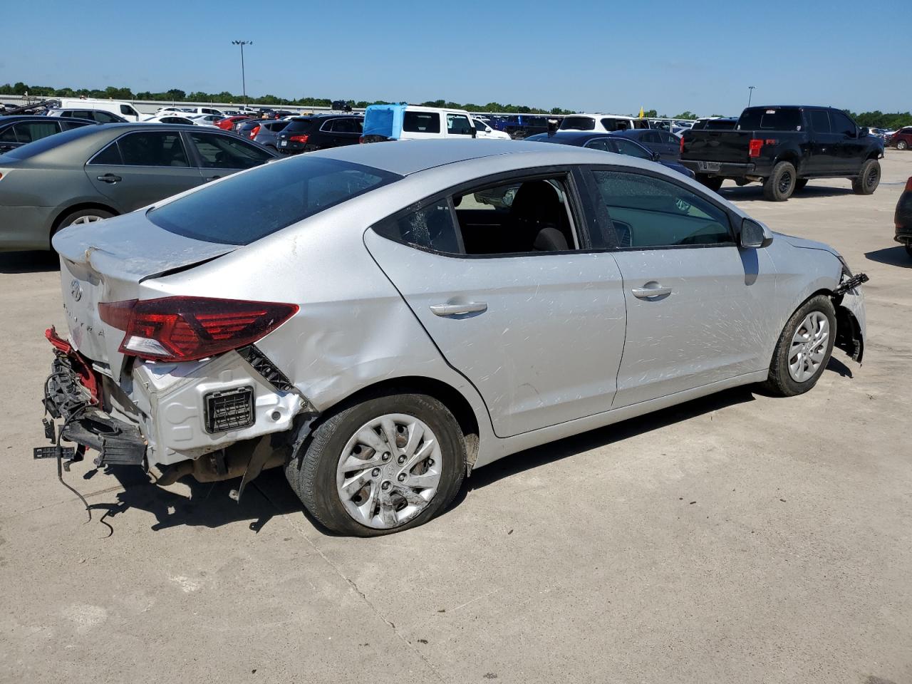 5NPD74LF9KH477603 2019 Hyundai Elantra Se