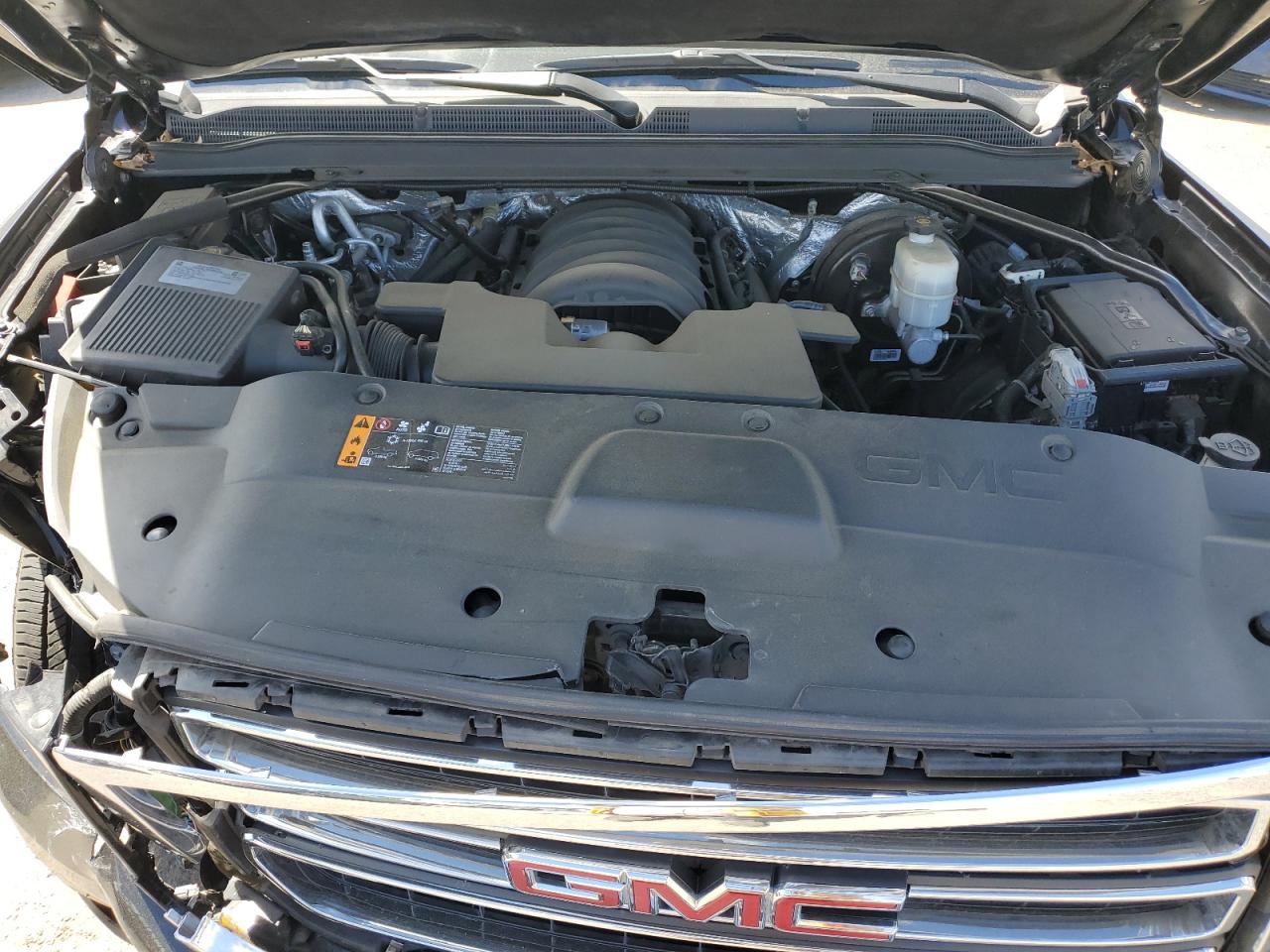 1GKS2BKC4JR271845 2018 GMC Yukon Slt