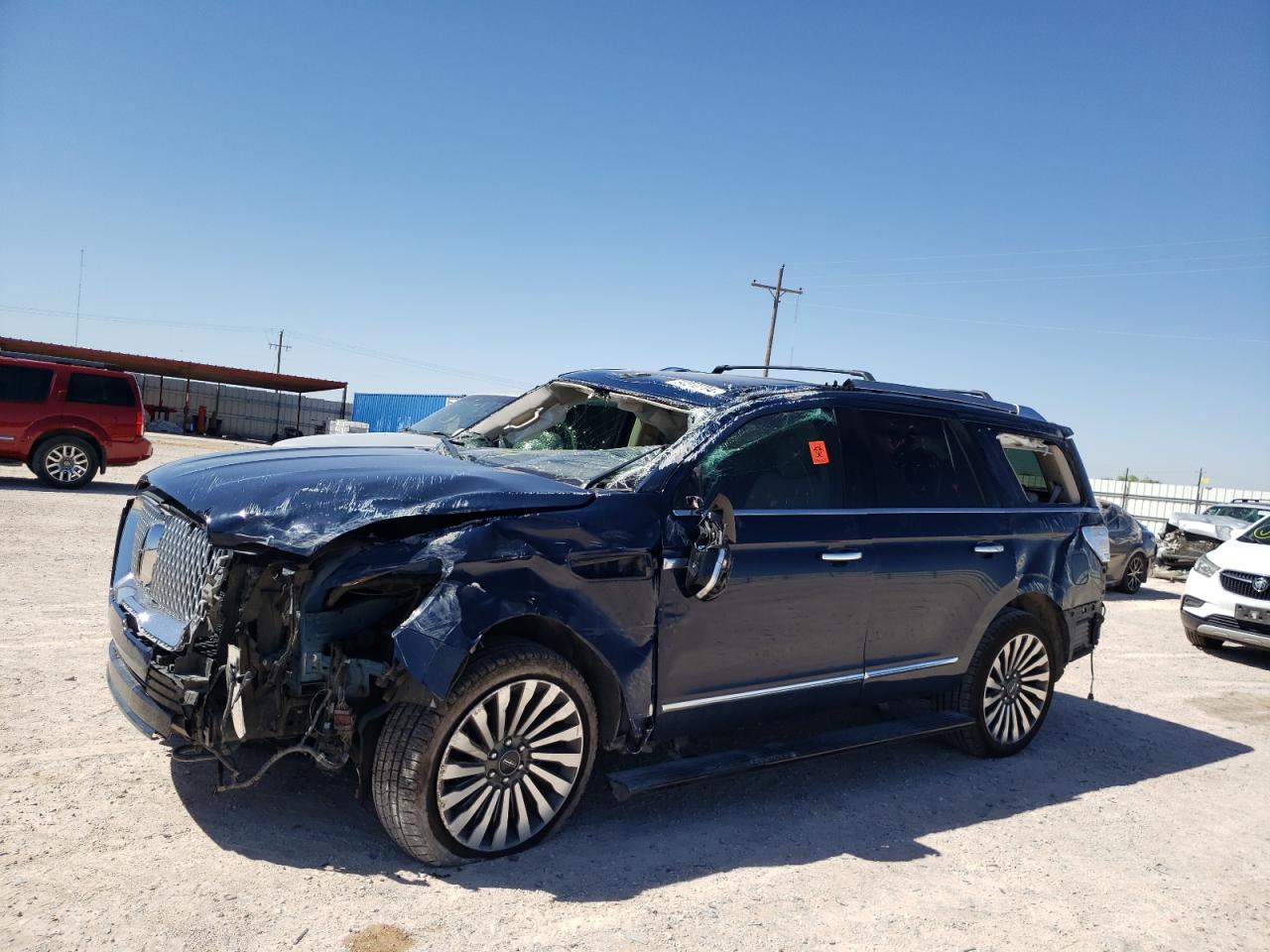 5LMJJ2LT7KEL02595 2019 Lincoln Navigator Reserve