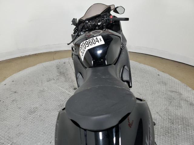 2023 SUZUKI GSX1300 RR JS1EJ11B0P7100555