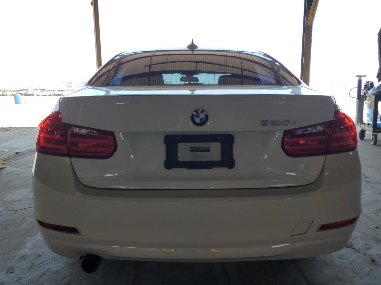 WBA3B1G56ENS80674 2014 BMW 320 I