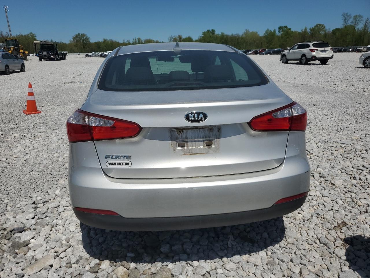 2016 Kia Forte Lx vin: KNAFK4A65G5501409