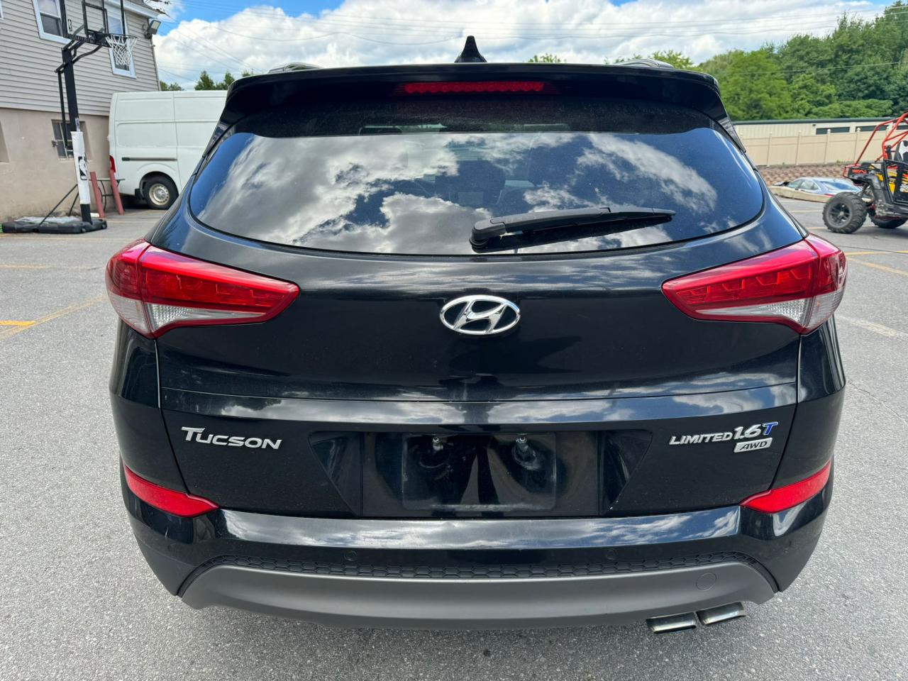 2016 Hyundai Tucson Limited vin: KM8J3CA26GU209741