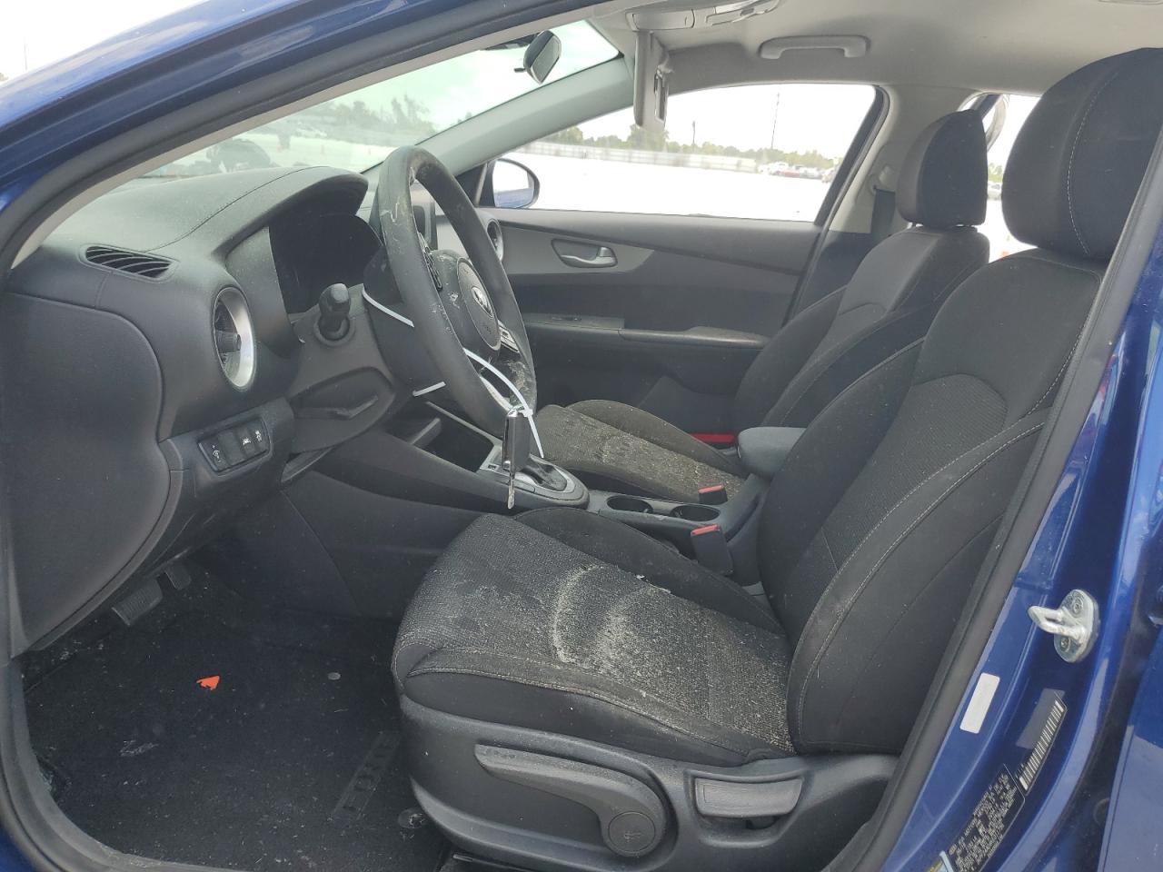 3KPF24AD4KE011736 2019 Kia Forte Fe