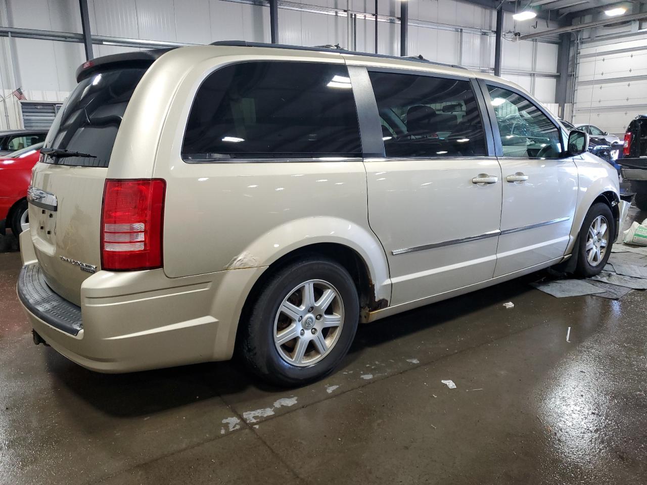 2A4RR8DX8AR358256 2010 Chrysler Town & Country Touring Plus