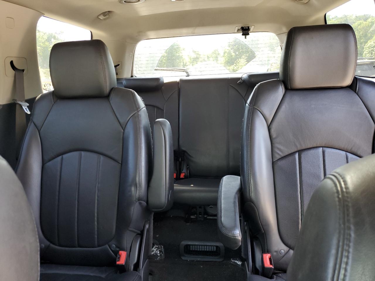 1GKKVTED4BJ392182 2011 GMC Acadia Denali