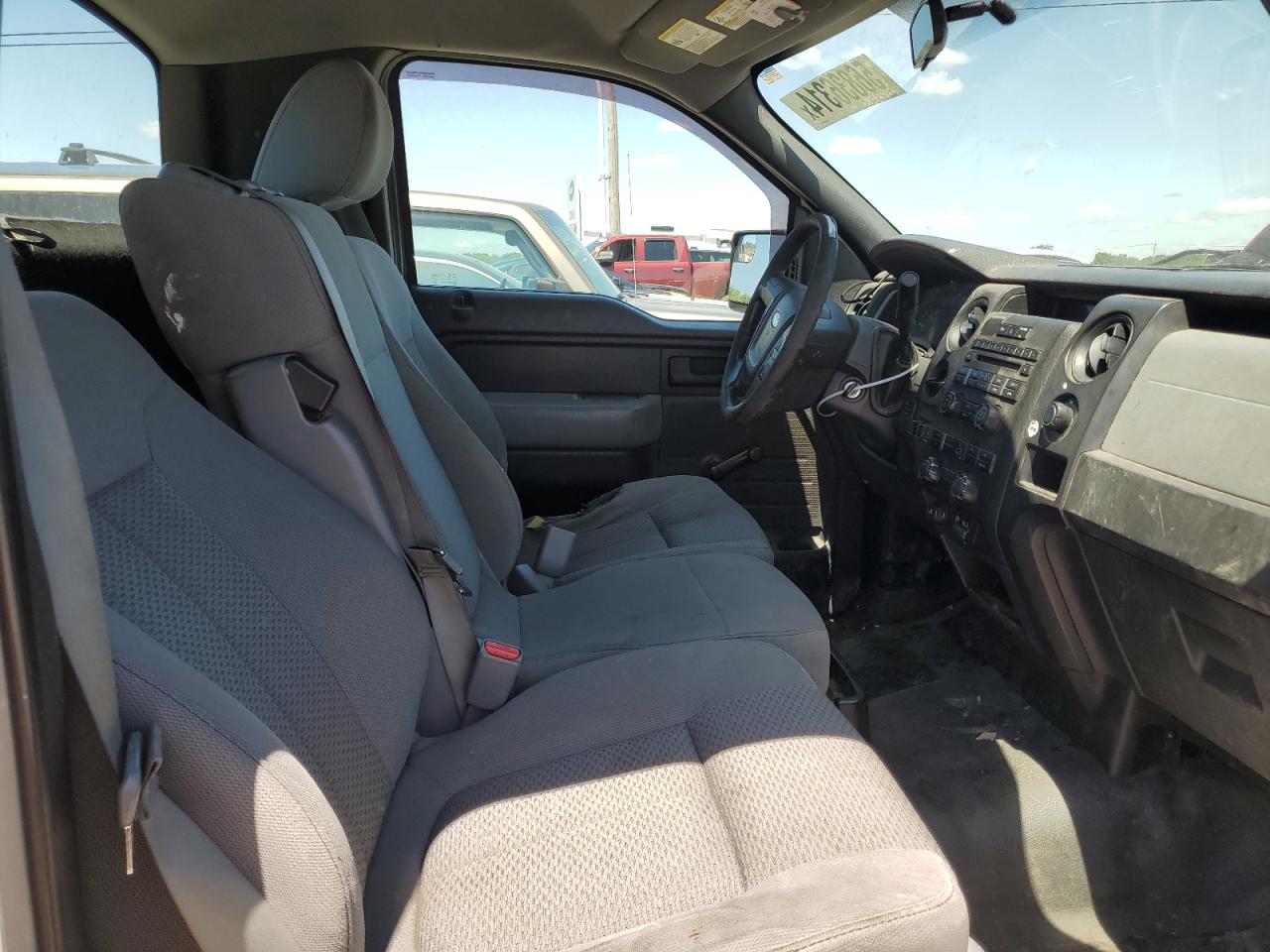 1FTNF1CT3BKE20617 2011 Ford F150